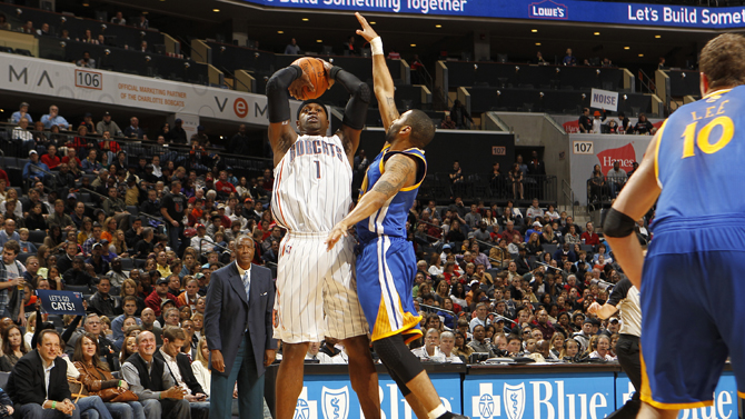 让中后场的 让中后场的